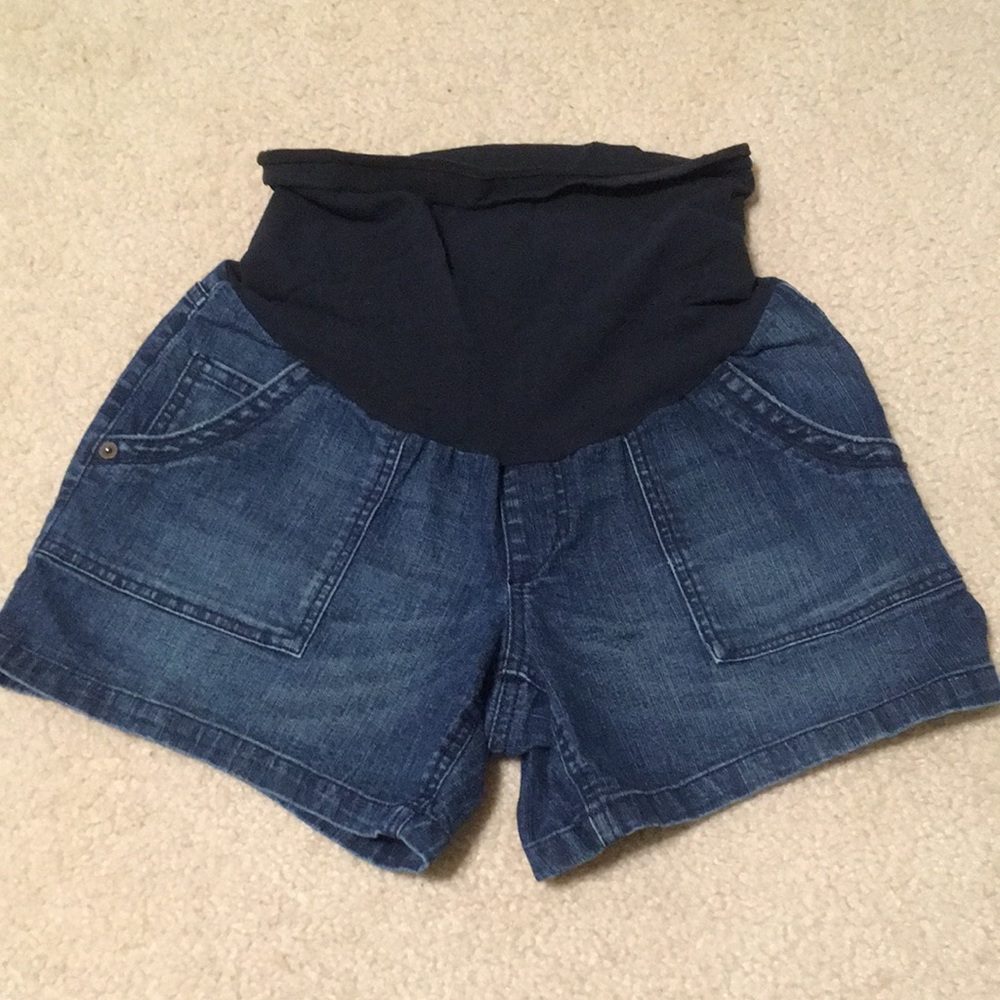 Maternity denim shorts